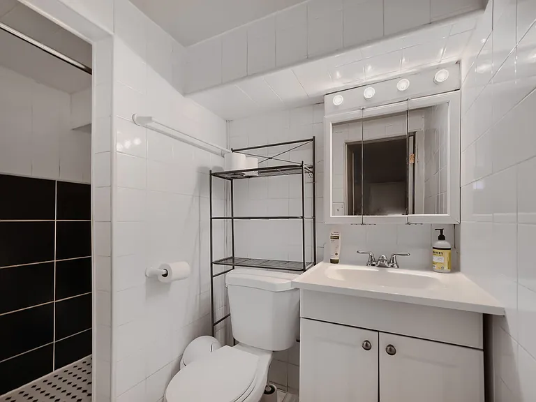 1779 S Clay St — Photo 13