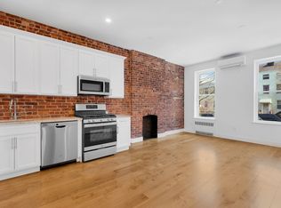 372 13th St APT 1, Brooklyn, NY 11215