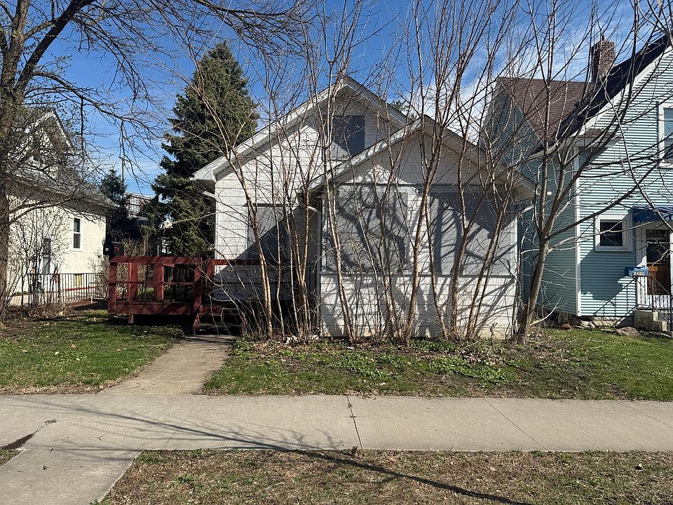 1st image of 1211 Juno Ave