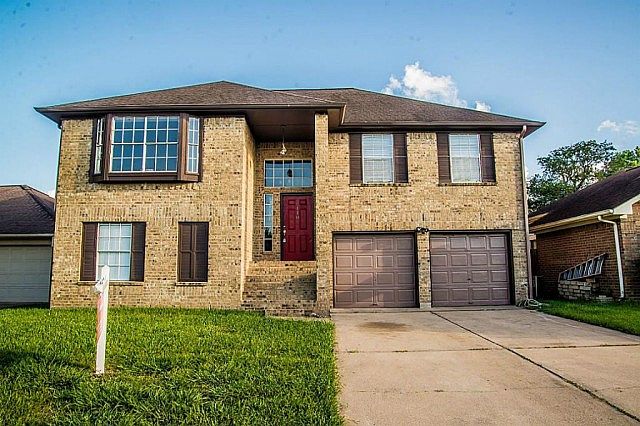 1st image of 110 Almond Dr