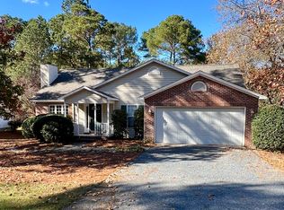 45 Vernon Ln, Pinehurst, NC 28374