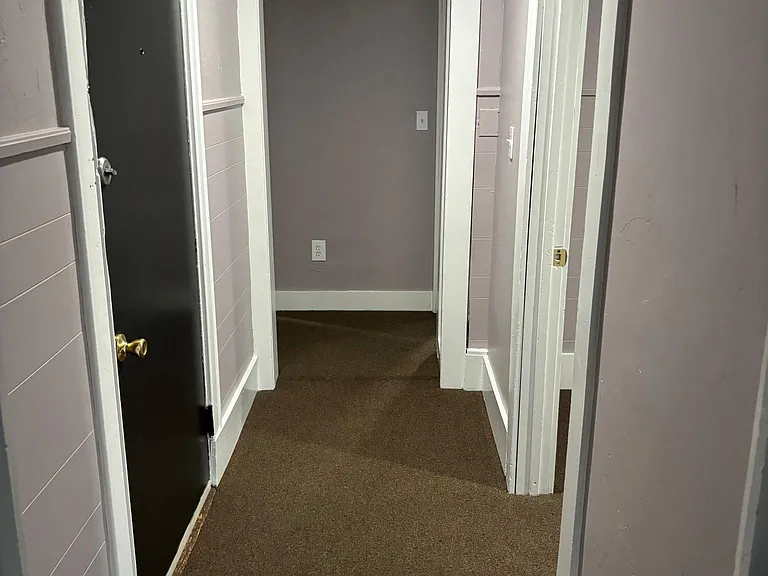292 Bay St #3-R — Photo 2