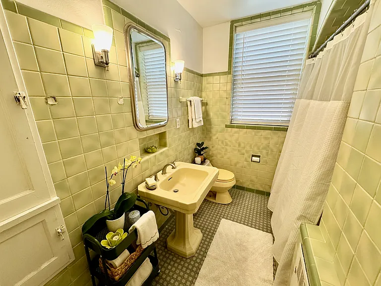 6110 Waterman Blvd — Photo 24