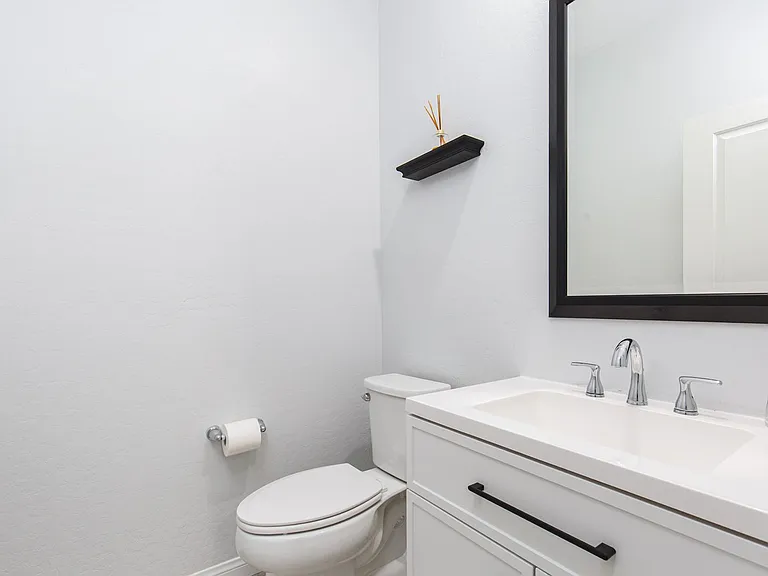 12586 Huckleberry Oak Ave — Photo 6