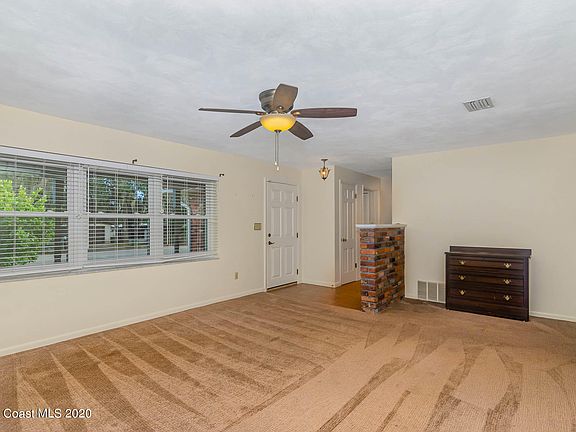 5th image of 8 S Mantor Ave