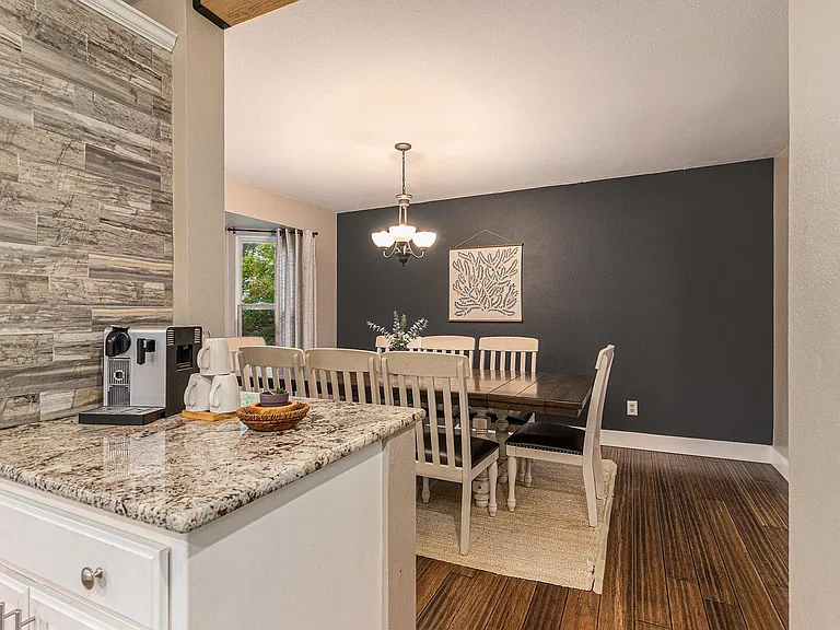 8219 Radcliff Dr — Photo 9