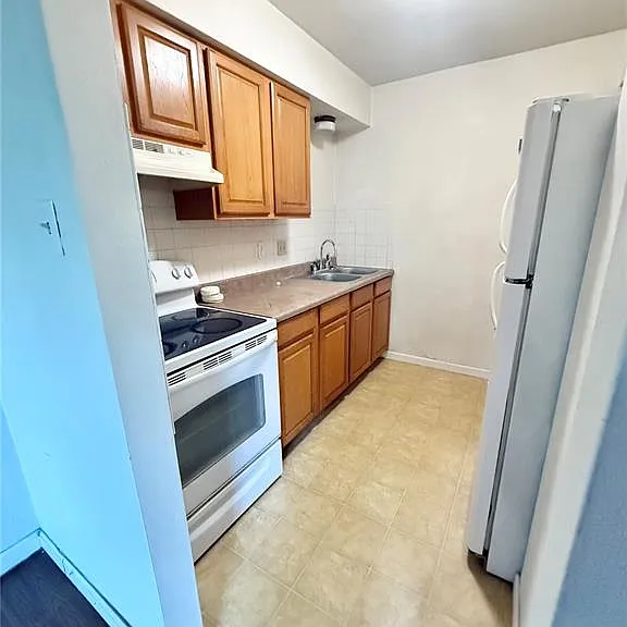 18 N 44th St #9 — Photo 4