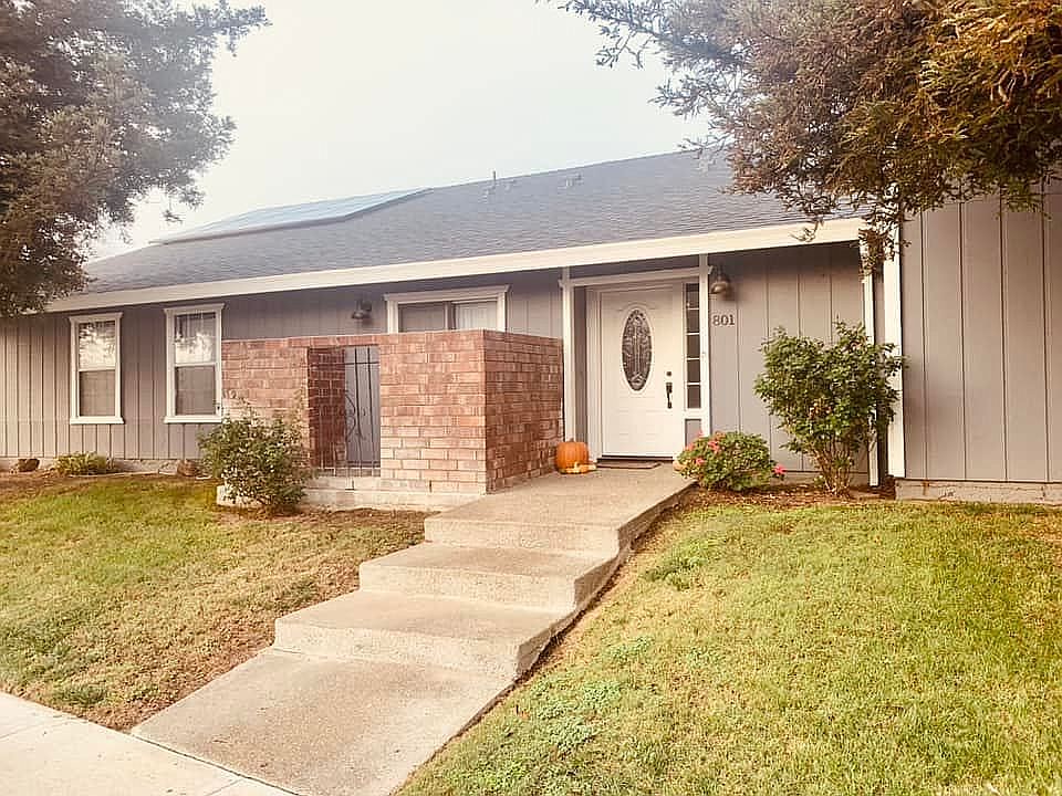 1st image of 801 Fordham Dr