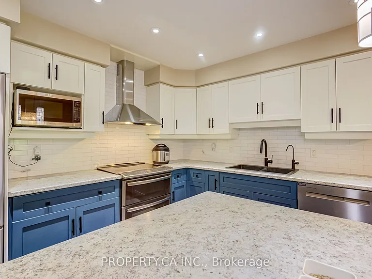 14 Amos Dr #2 — Photo 13