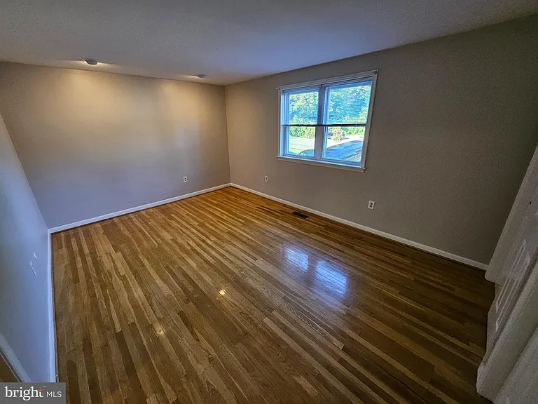 200 N Wayne Ave #9 — Photo 19