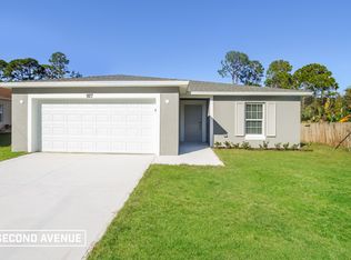 927 Zamora St SE, Palm Bay, FL 32909