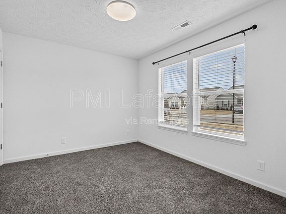 3rd image of 4803 Dobson Dr