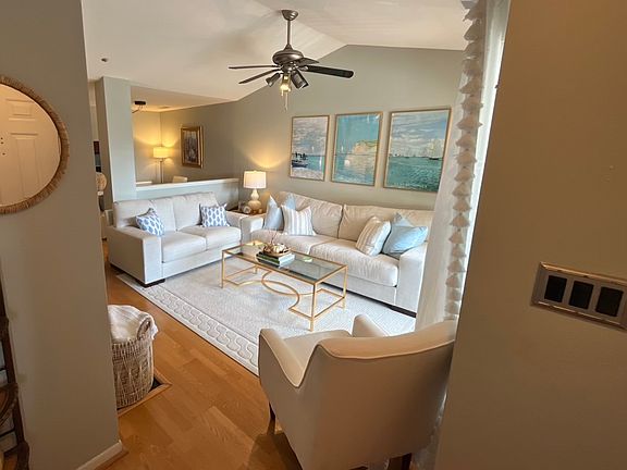 3rd image of 525 Olmsted Park Pl APT O