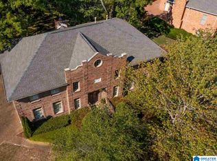 215 Linn Dr, Trussville, AL 35173