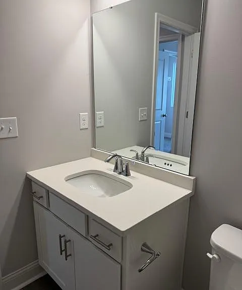 Mustang Cir — Photo 20