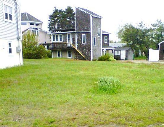 2nd image of 78 Southern Blvd #78