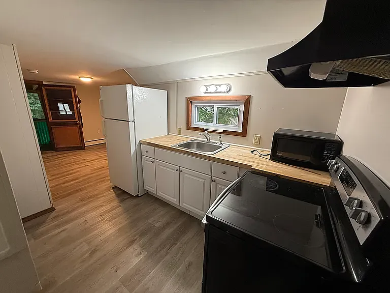 60 W Bow St #3 — Photo 5