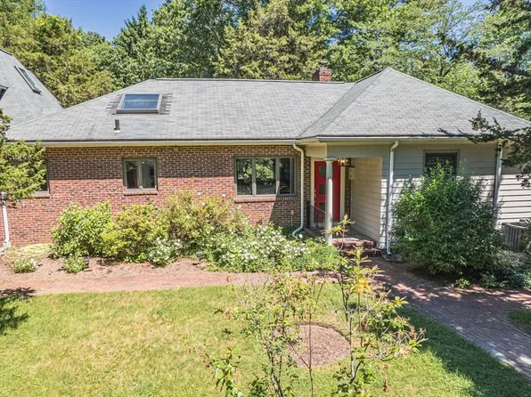 1040 Randolph St, Canton, MA 02021