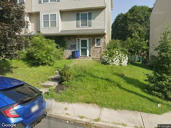 418 E Kleinhans St, Easton, PA 18042