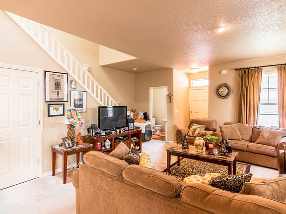 4th image of 2705 NE 87th Ave