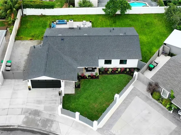 2750 Portola Dr, Costa Mesa, CA 92626