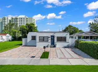 2376 NW 55th St, Miami, FL 33142