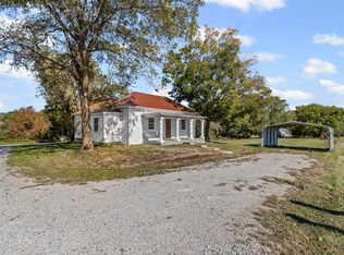 12516 Old Route C, Russellville, MO 65074