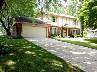 336 N Windsong Ln, Greenwood, IN