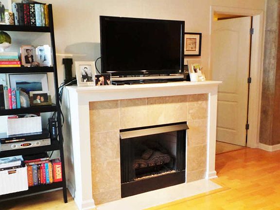 3rd image of 1212 N Wells St APT 603