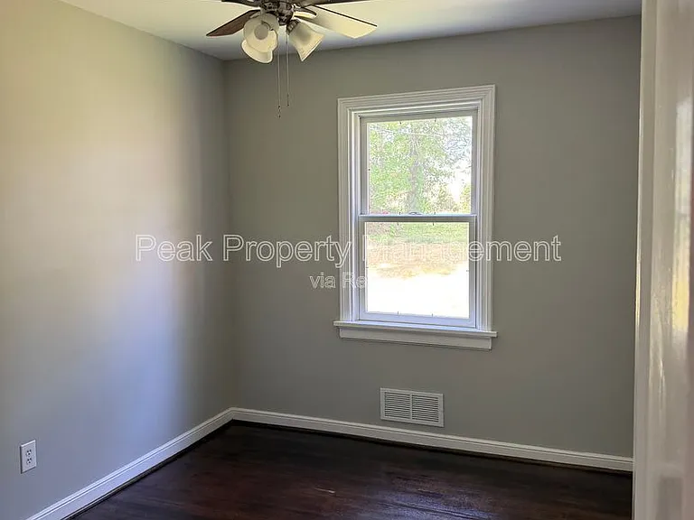 9014 Weldon Dr — Photo 7