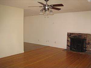 2nd image of 3333 Eisenhower Dr