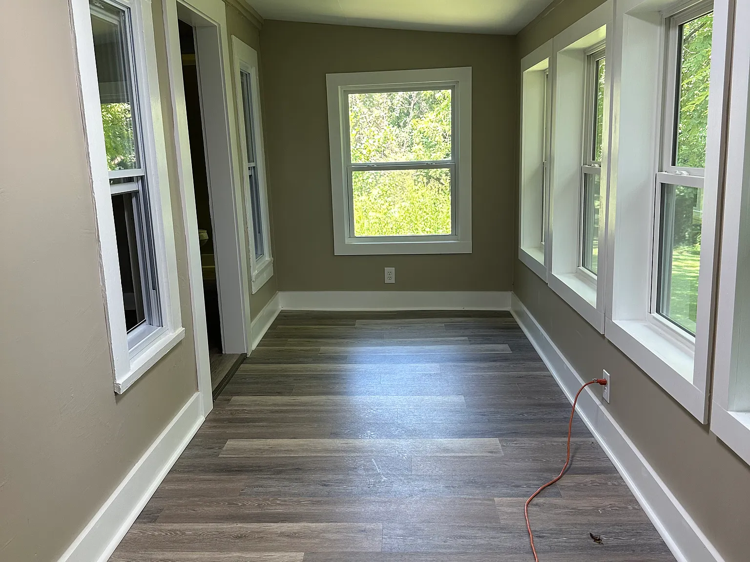 3004 Mayfield Dr — Photo 4