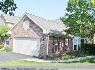 729 Clover Hill Ct, Elk Grove Village, IL 60007