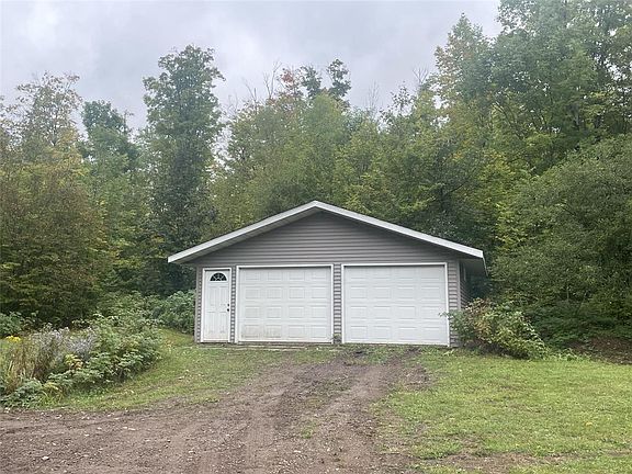 4th image of N16507 Pine Creek Road