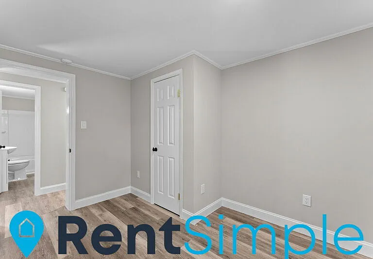 1850 Picadilly Cir — Photo 20