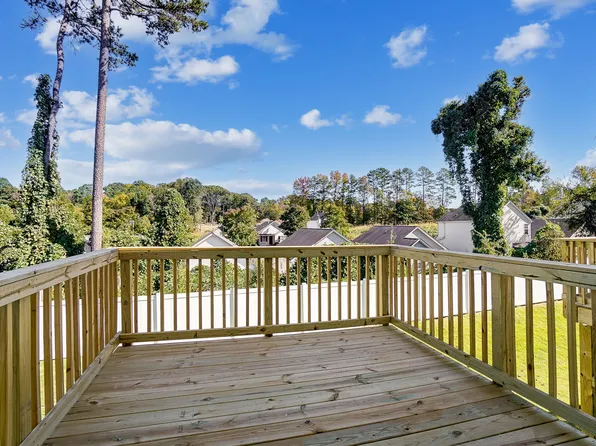 2936 Pirates Pl, Charlotte, NC 28216