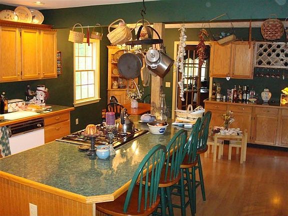 kitchen Thermador cook island