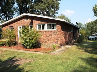 1416 Rosedale Ln, Poplar Bluff, MO 63901