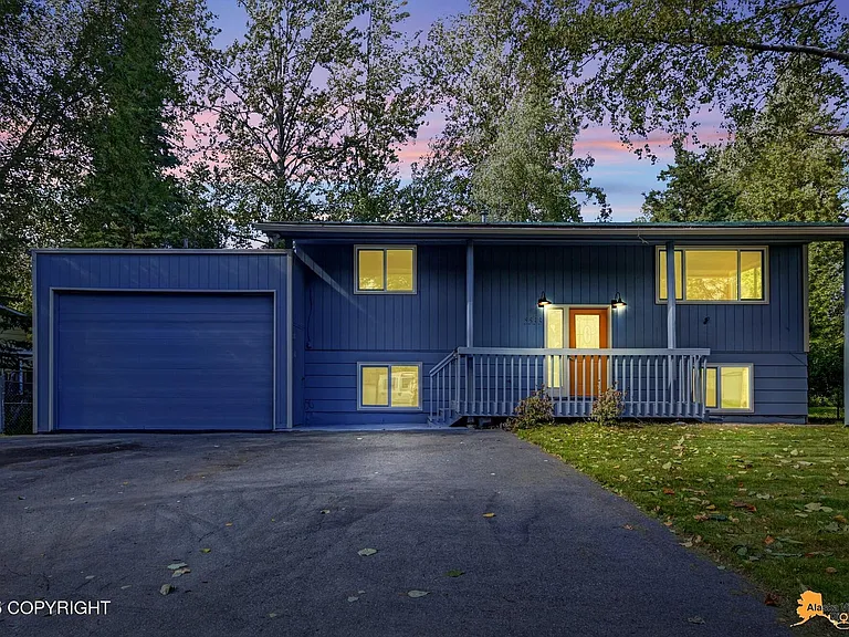 5533 Penn Cir — Photo 4