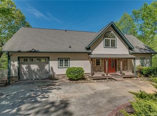 158 Pier Point Dr, Lake Lure, NC 28746