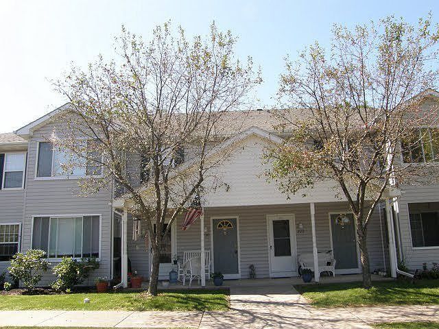 1st image of 230 S Watson St