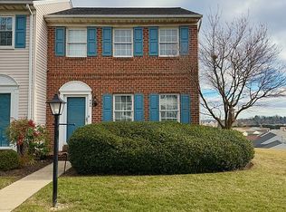 440 Harvest Dr, York, PA 17404