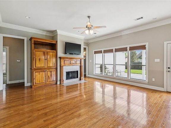 2nd image of 37409 Mill Park Ave