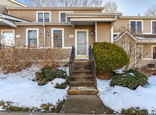 61 Abbey Memorial Dr APT 156, Chicopee, MA 01020