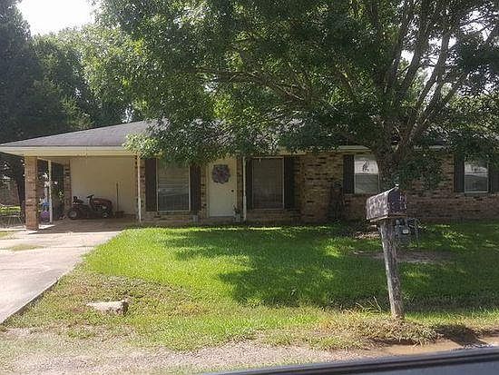 1st image of 722 Deanna Dr