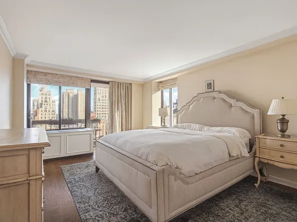 1441 Third Avenue image 4 of 14