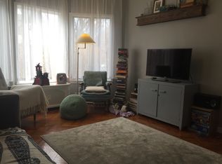 230 Stratford Rd #1, Brooklyn, NY 11218