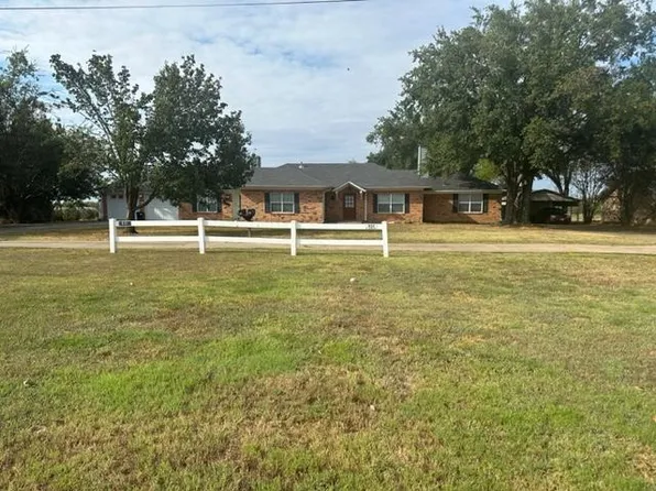 931 Jefferson St E, Sulphur Springs, TX 75482