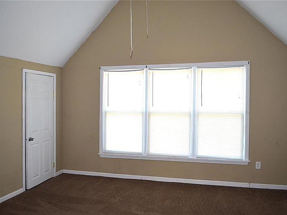 2nd image of 203 Askew Ave