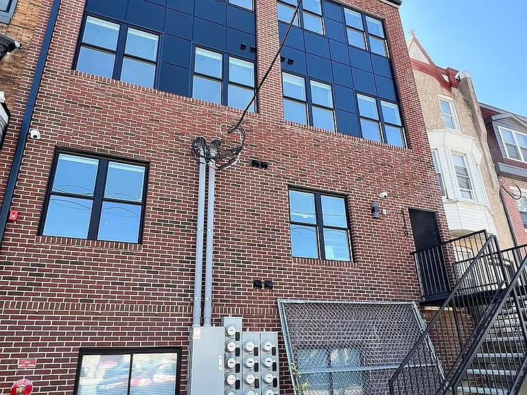 4140 W Girard Ave — Photo 14